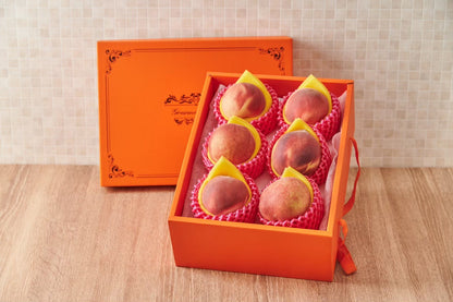 Strict political and economic selection! 5 pieces of large California peaches